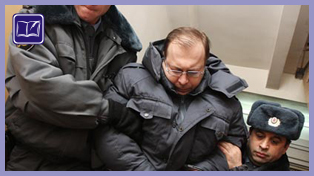 В Симоновском районном суде Москвы состоялось очередное слушание дела об убийстве водителя снегоуборочной машины, которое произошло 26 декабря 2009 года